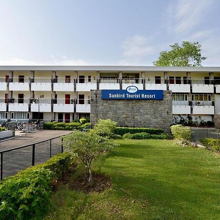Sunbird Tourist Resort فريد آباد المظهر الخارجي الصورة